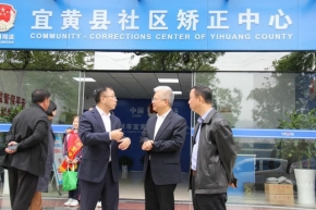 汪立夏到宜黄县宣讲党的二十大精神并调研平安校园建设工作