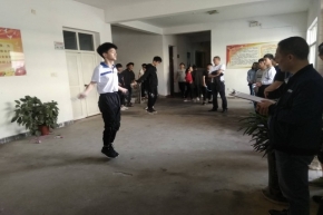 “绳”采飞扬，舞动青春——宜黄三中举行九年级跳绳比赛